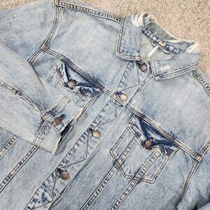 Free People Denim Jacket Women‎ M/L Distressed Light Wash Jean Coat